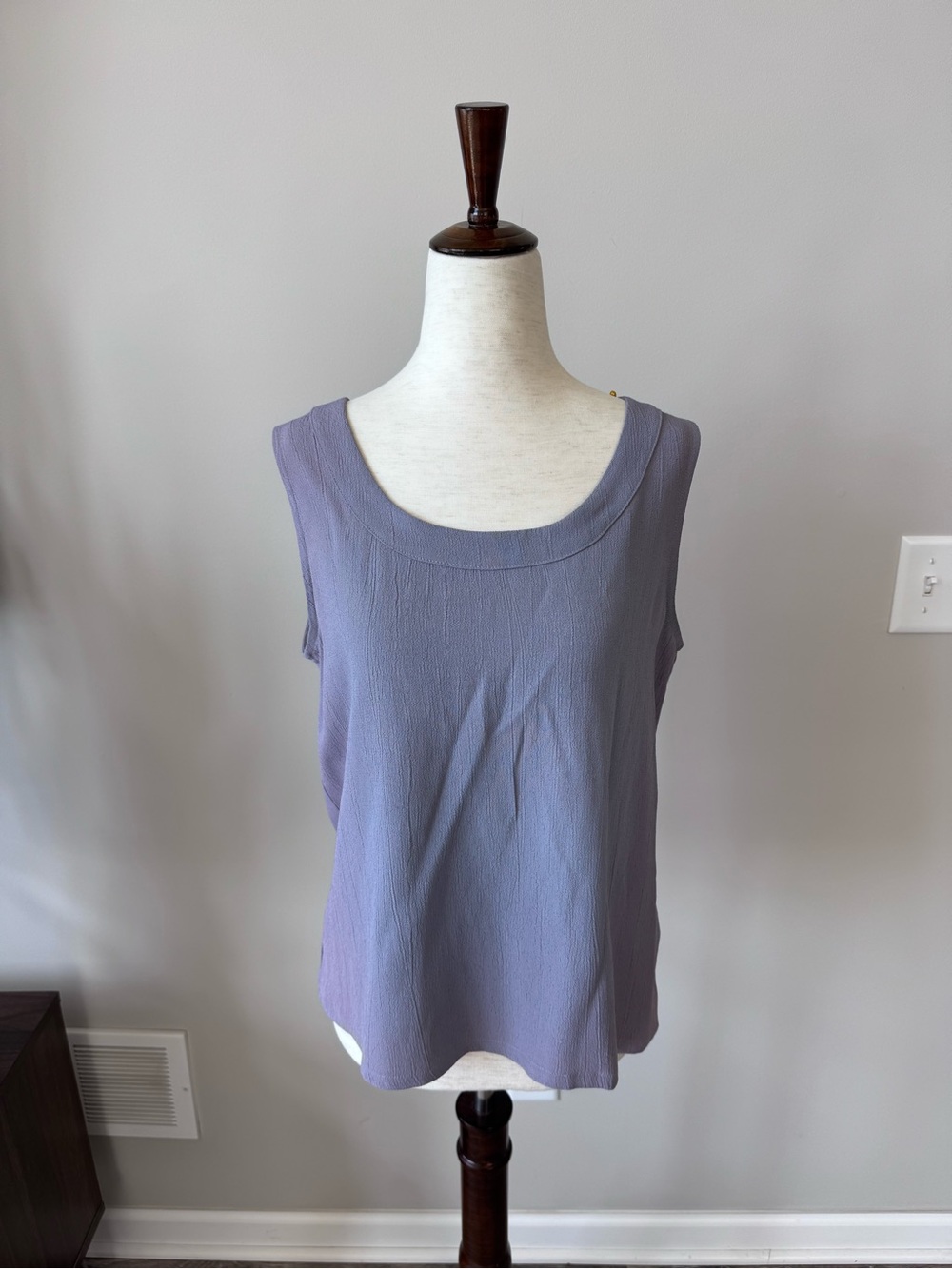 Vintage! Nordstrom’s Crepette Sleeveless Scoop Neck Top - Lavender